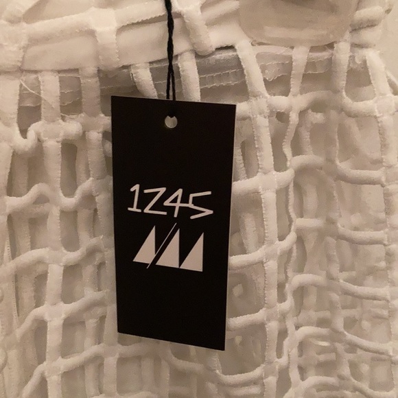 A 1Z45 by LF hollowed out Netted mesh skirt - Picture 4 of 6